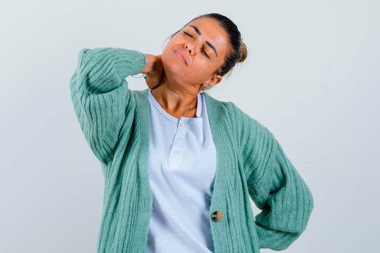 Dor no pescoço pode ser sinal de travesseiro errado